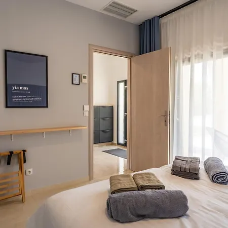 Vilă Selena Front Loft - With Private Pool & Garden *